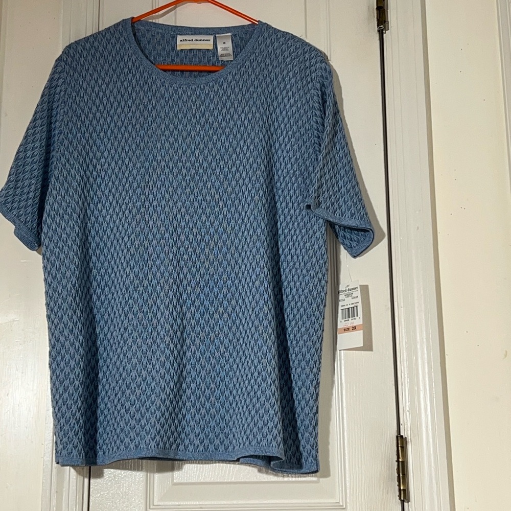 WomanAlfred Dunner Windsor castle top blue 2x nwt